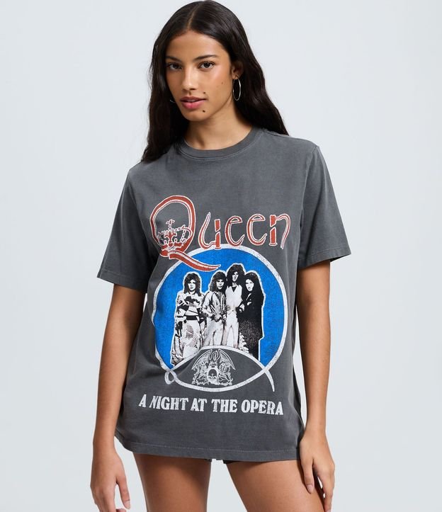 Remera Desteñida con Estampa de Queen 3