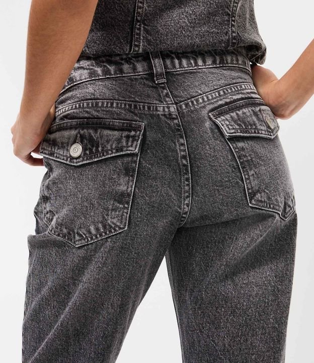 Pantalón Flare en Jeans con Cintura Mediana 5