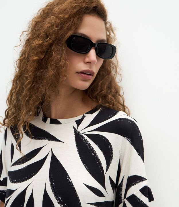 Blusa en Viscosa con Estampado de Follaje 3