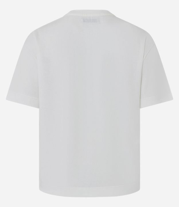 Remera Box con Bordado Floral delantero 7