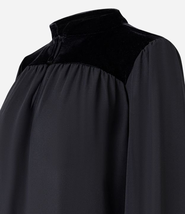 Blusa con Recorte Superior en Terciopelo 6