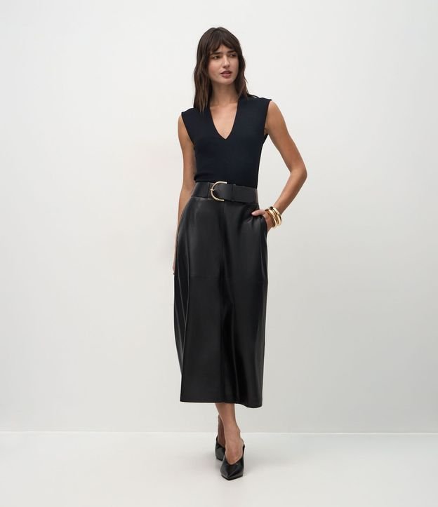 Blusa Musculosa en Rib con Bretel Ancho y Escote V 2