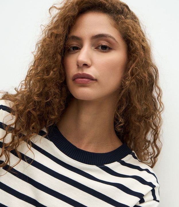 Blusa Rayada en Algodón con Cuello Contrastante 3