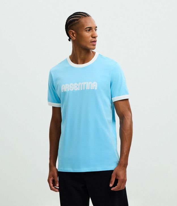 Remera con Tecnologia Dry y Estampa de Argentina