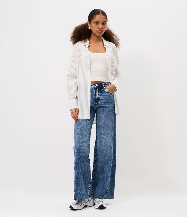 Pantalón Wide en Jeans con Cintura Mediana y Recortes 1