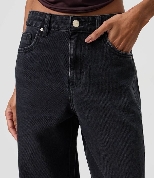Pantalón Wide en Jeans con Cintura Mediana y Recortes 3