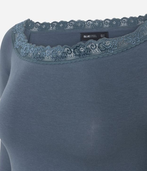 Blusa en Algodón con Escote y Ruedo de Encajes 7