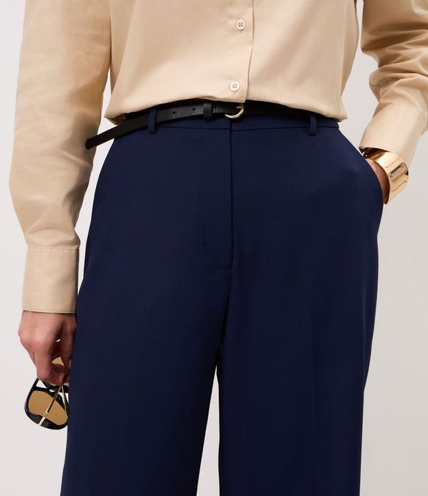 Pantalón Recto Sastre con Cinturón Fino en PU 4