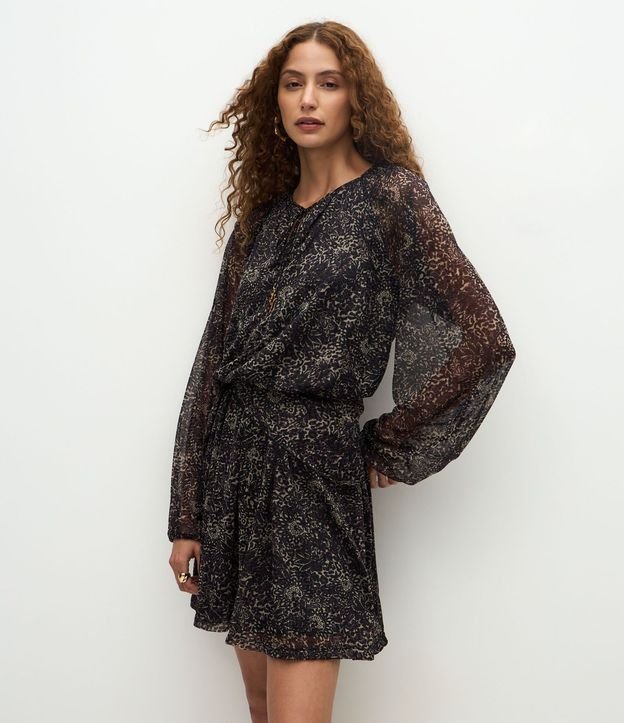 Vestido en Chiffon con Transparencia y Estampa de Animal Print