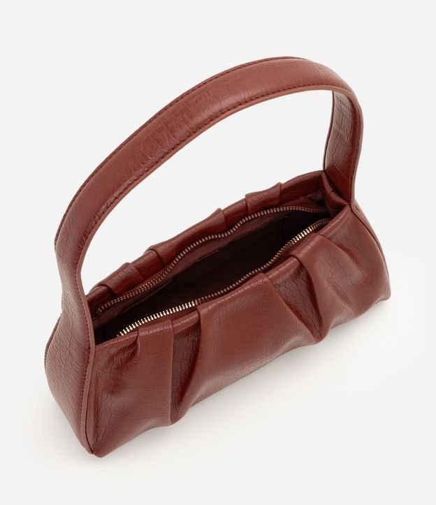 Cartera Baguette en PU con Textura Crocco 5