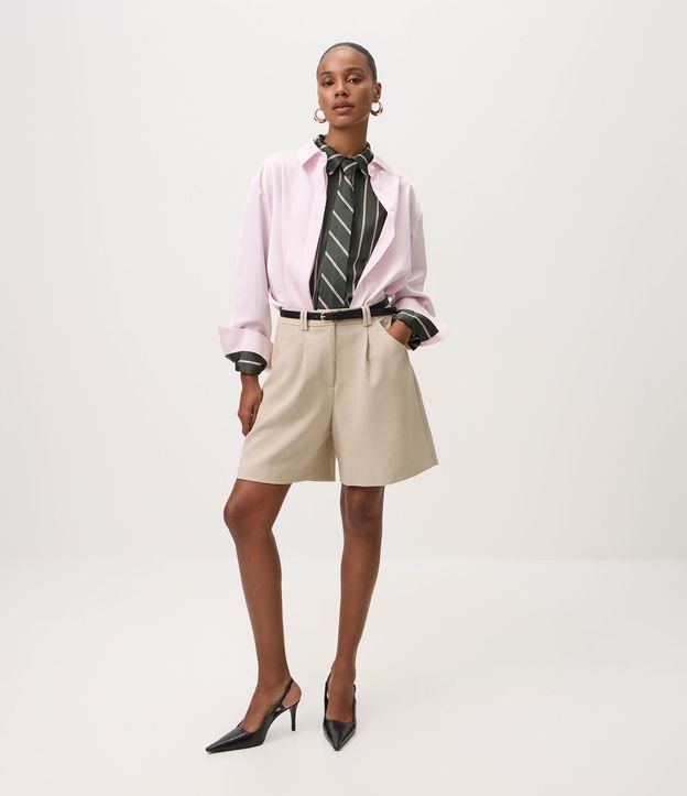 Camisa Satinada con Cuello Clásico 2