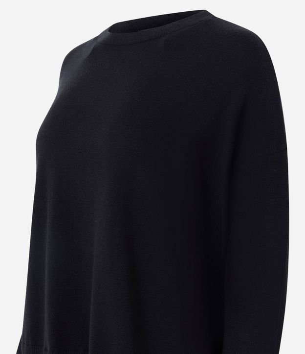 Blusa en Punto con Aplicación de Encaje en el Ruedo 2