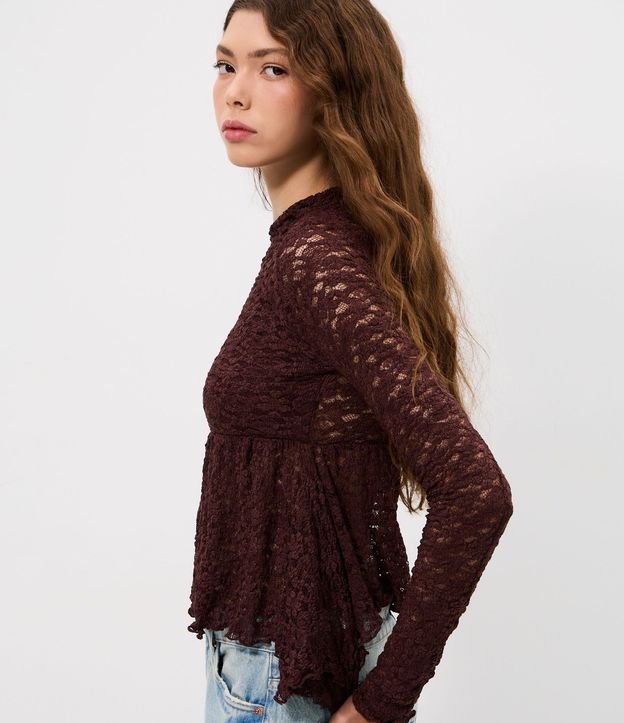 Blusa Peplum con Encaje Aplicado 1