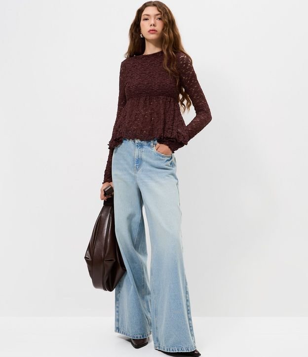 Blusa Peplum con Encaje Aplicado 2