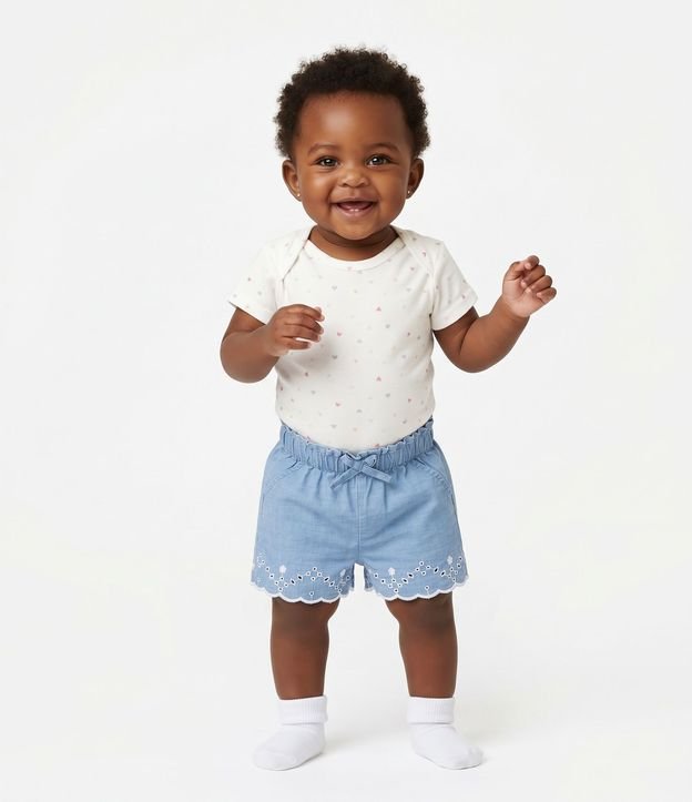 Short Jeans Infantil Bordado en el Bajo - Talle 3 a 18 Meses 2