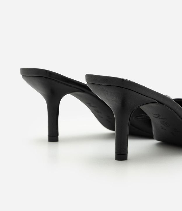 Sandalia Mule en PU con Punta de Hoja 4