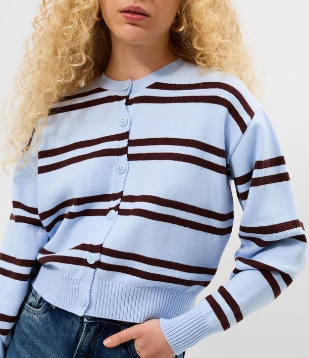 Cardigan corto en Punto Listrado con Abotonado 3