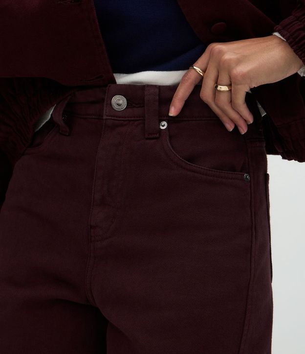 Pantalón Carrot en Sarga con Cintura Alta 4