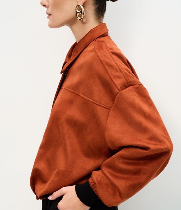 Campera Bomber Gamuza con Cuello Clásica 4