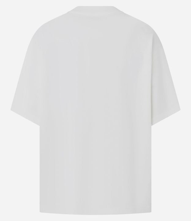 Remera Boxy Estampada con Cantora Lisa en Algodón 6