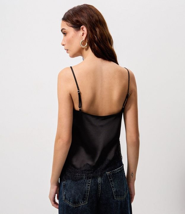 Blusa Femenina en Satén con Encaje y Tirantes Regulables 4