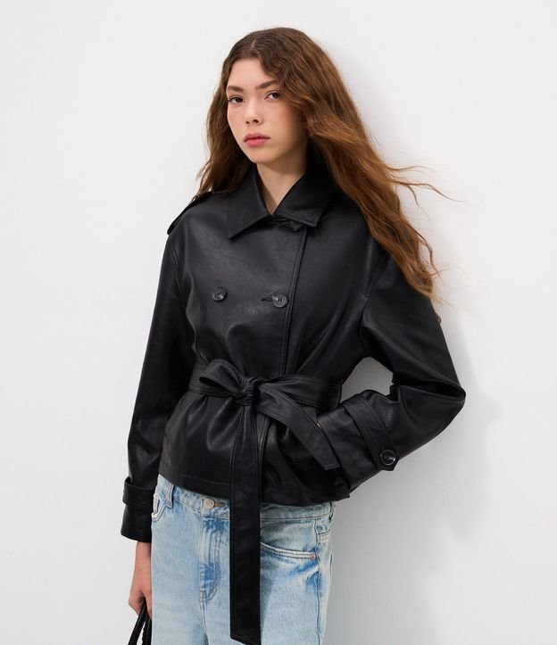 Campera en PU con Lazo y Botones Delanteros 1