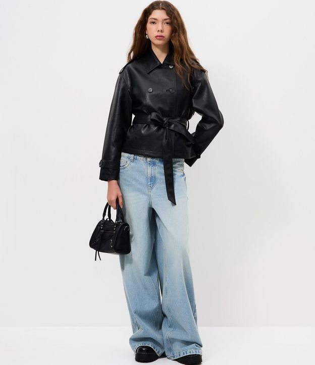 Campera en PU con Lazo y Botones Delanteros 2