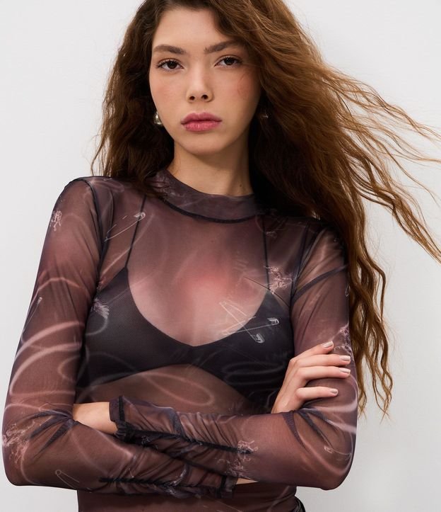 Blusa en Tul con Estampado Abstracto