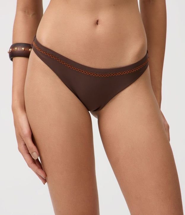 Bikini Bombacha Básica con Bordado 2