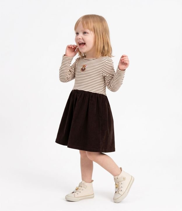 Vestido Slim Evasê Infantil con Terciopelo Coctel y Bordado Oso – Talle 1 a 6 años 2