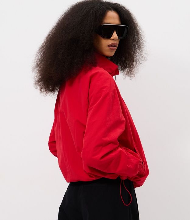 Campera con Cuello Alto Ajustable 7