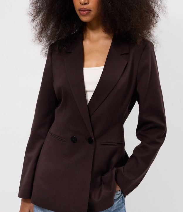 Blazer Sastre con Modelo Ajustado 3