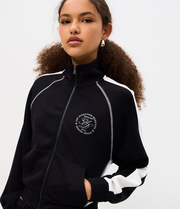 Campera en Malla con Cremallera y Detalles Contrastantes 1