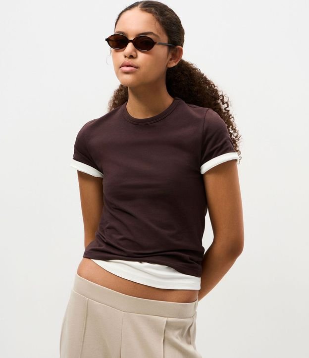 Blusa Básica en Algodón Peruano con Mangas Cortas