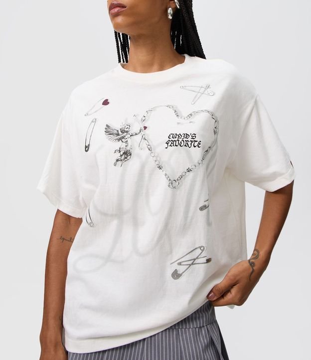 Remera Boxy en Algodón con Estampado de Corazones y Lettering 3