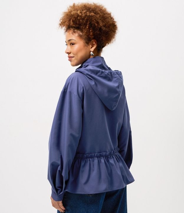 Campera Corta Viento Peplum con Capucha y Cierre Track 4