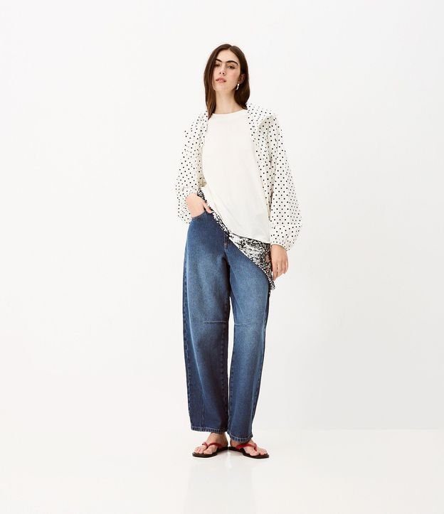 Pantalón Baggy en Jeans con Cintura Mediana Llavero de Perlas y Corazón 2