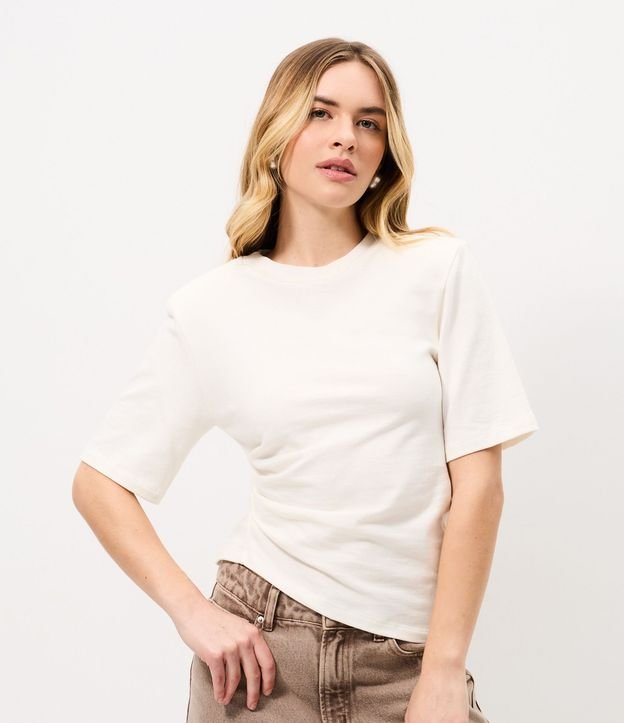 Blusa en Algodón con Hombreras y Ruedo Asimétrico 1