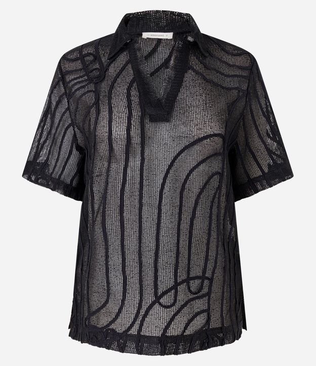 Blusa Polo con Transparencia y Bordado Abstracto 6