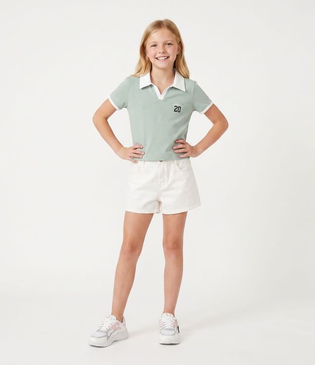 Blusa Infantil Cuello Polo con Bordado Localizado - Talle 5 a 16 años