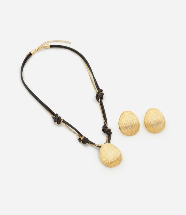 Conjunto de Collar en Hilo Encerado y Caravanas con colgante Oval 2