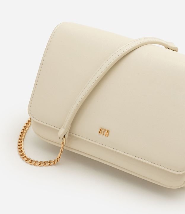 Cartera Transversal Pequeña en PU con Correa de Cadena 4