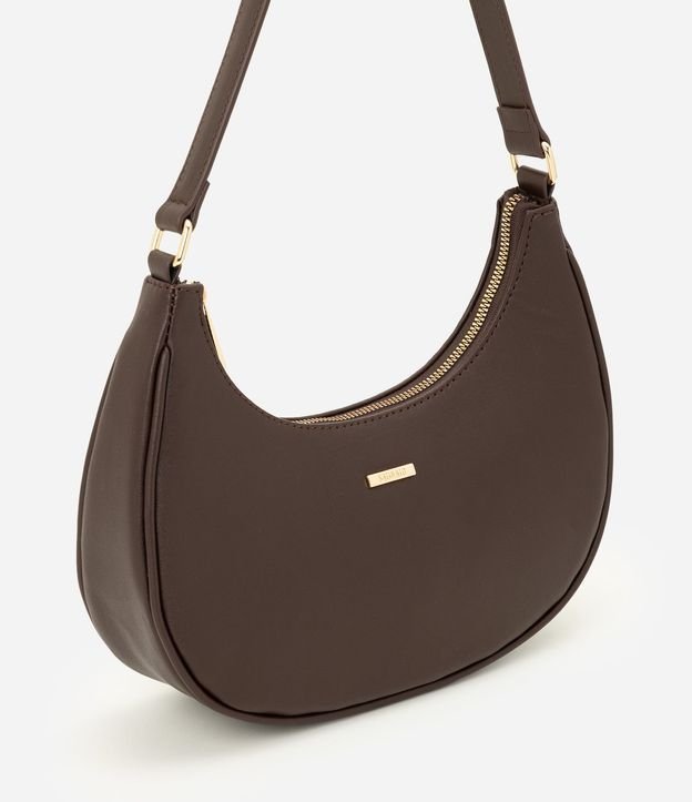 Cartera Baguette en PU con Metales Light Gold y Asa Ajustable