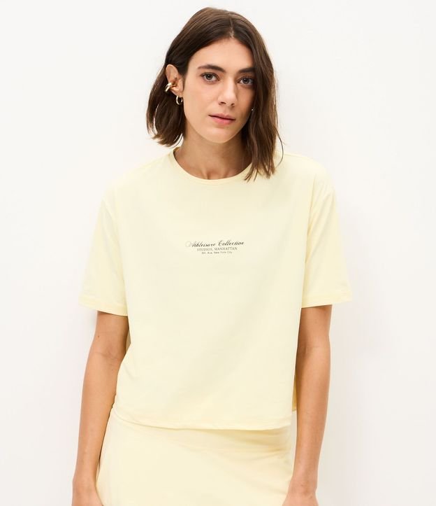 Remera Boxy Deportiva en Microfibra con Lettering 1