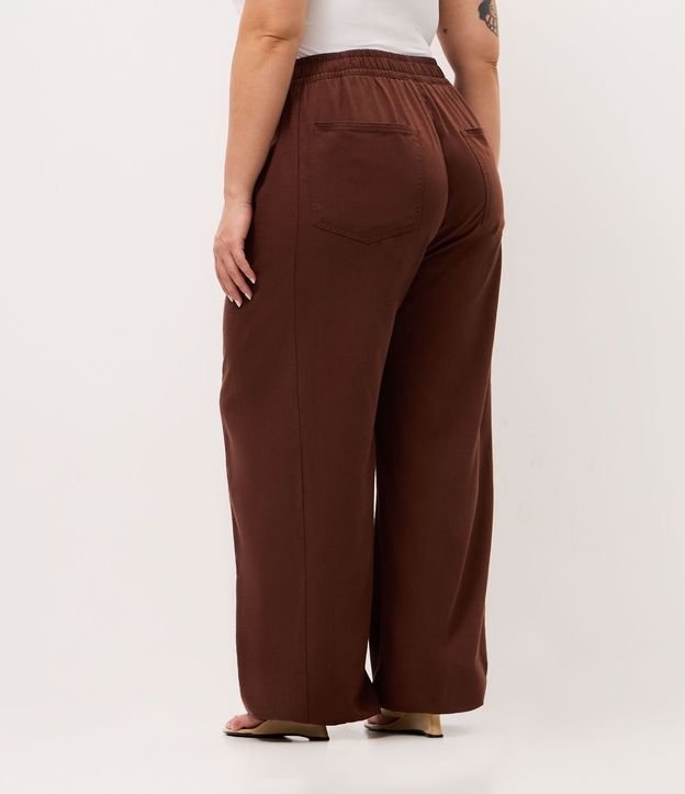 Pantalón Pantalona en Sarga con Cintura Elástica Curve & Plus Size 4