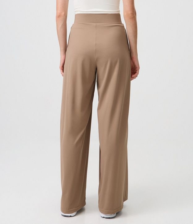 Pantalón Deportiva en Microfibra con Pliegue Delantero 4