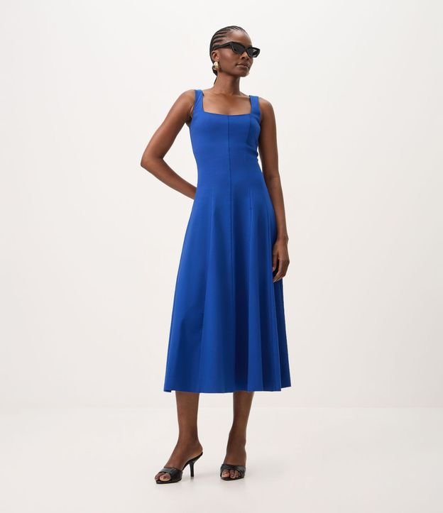 Vestido Evasê Midi en Viscosa con Escote Cuadrado y Recortes