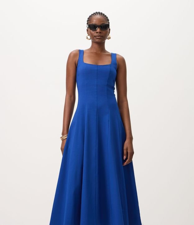 Vestido Evasê Midi en Viscosa con Escote Cuadrado y Recortes 2