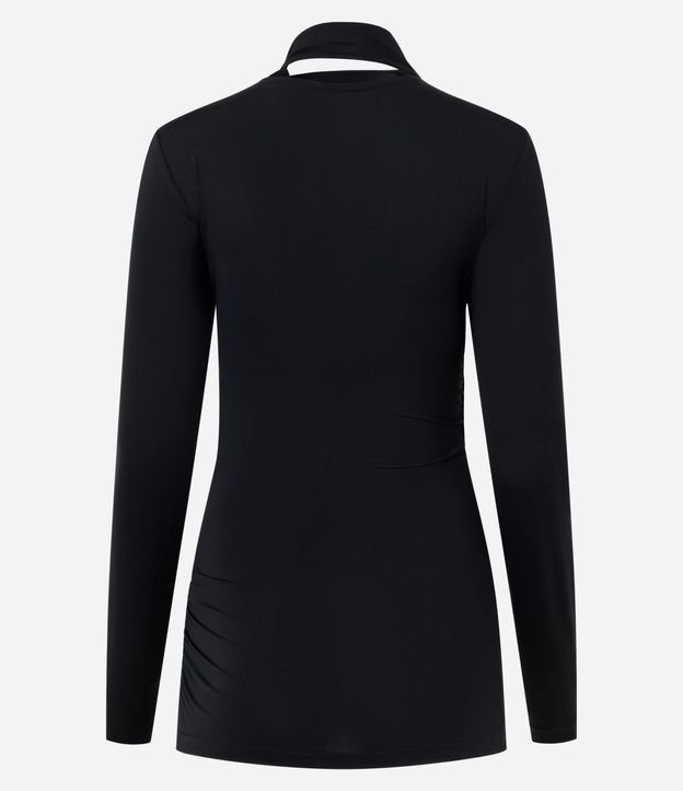 Blusa Fruncida en Microfibra con Escote V y Cuello Lazo 6