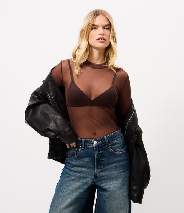 Blusa en Tule con Cuello Alto y Fruncidos 1